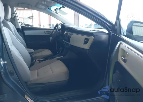 2015 Toyota Corolla Le z USA, uszkodzony, nr VIN 5YFBURHE6FP361796